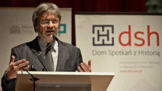 Zbigniew Gluza, prezes Ośrodka Karta. Fot. PAP/M. Obara