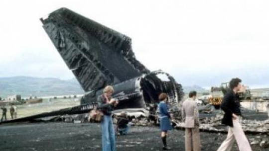 Miejsce katastrofy lotniczej na Teneryfie, na Wyspach Kanaryjskich z 27 marca 1977 r. Fot. PAP/EPA