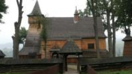 Kościół w Orawce. Fot. PAP/G. Momot