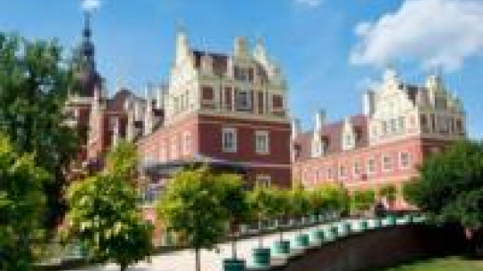 Nowy Zamek w Bad Muskau. Fot. PAP/EPA