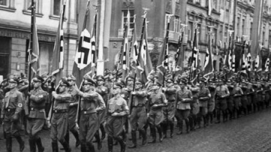 Obchody III rocznicy działalności NSDAP w Generalnej Guberni. Kraków. 08.1943. Fot. NAC