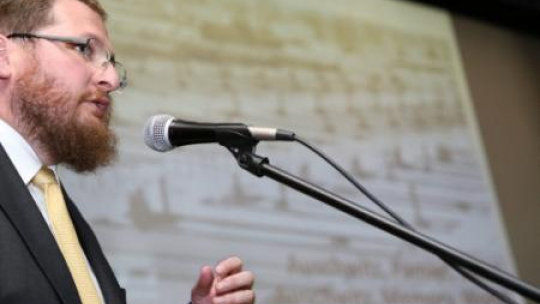 Dyrektor Muzeum Auschwitz-Birkenau Piotr Cywiński Fot. PAP/Stanisław Rozpędzik