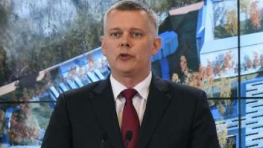 Wicepremier, minister obrony narodowej Tomasz Siemoniak. Fot. PAP/R. Pietruszka