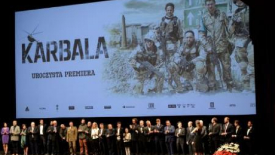 Uroczysta premiera dramatu wojennego "Karbala" w Teatrze Wielkim Operze Narodowej. Fot. PAP/J. Turczyk