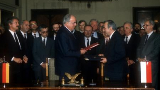 Wizyta H. Kohla w Warszawie 9-12 XI 1989 r. Fot. PAP/I. Sobieszczuk