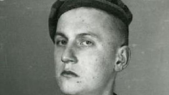 Tadeusz Sobolewicz - zdjęcie obozowe. Źródło: Muzeum Auschwitz