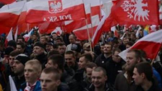Uczestnicy Marszu Niepodległości 2015 w Warszawie. Fot. PAP/J. Kamiński