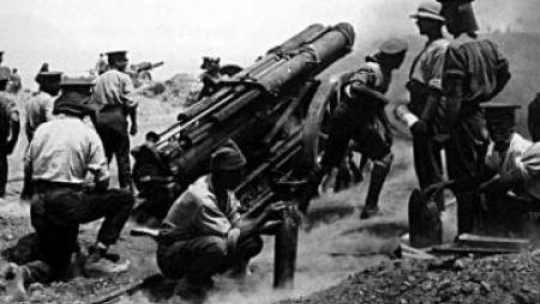 Brytyjska armia pod Gallipoli. Fot. ze zbiorów brytyjskiego Imperial War Museums. Źródło: Wikimedia Commons