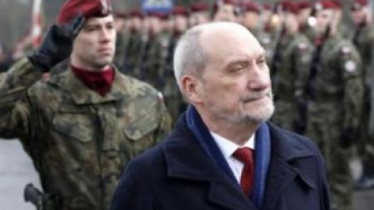 Minister obrony narodowej Antoni Macierewicz w Dębowcu na Śląsku Cieszyńskim. Fot. PAP/A. Grygiel