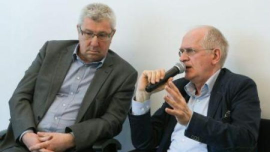 Wiceminister kultury Krzysztof Czabański i przewodniczący KRRiT Jan Dworak. Fot. PAP/P. Supernak 