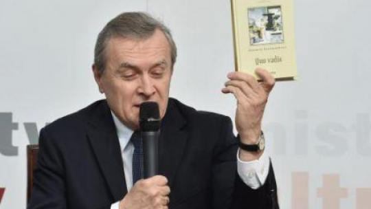 Wicepremier, minister kultury Piotr Gliński podczas konferencji prasowej inaugurującej 13. Noc Muzeów w MKiDN. Fot. PAP
