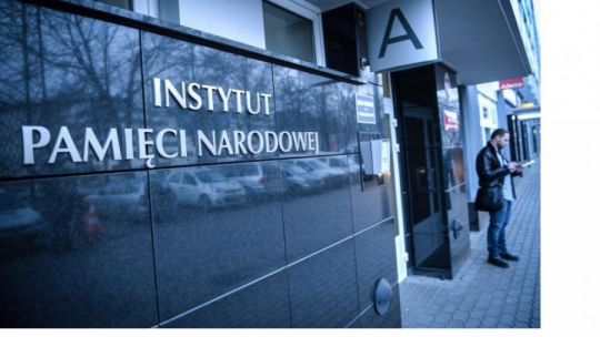 Siedziba Instytutu Pamięci Narodowej. Fot. PAP/J. Turczyk