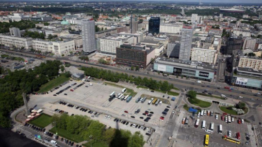 Plac Defilad w Warszawie. Fot. PAP/T. Gzell