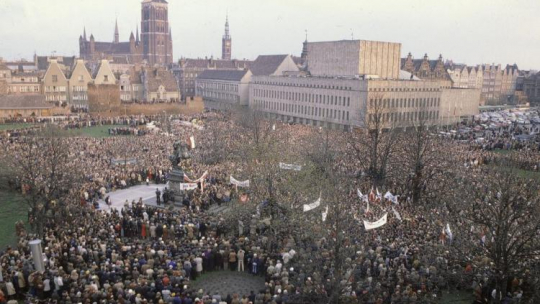 Obchody 190. rocznicy uchwalenia Konstytucji 3 Maja. Gdańsk, 1981 r. Fot. PAP/L. Pękalski