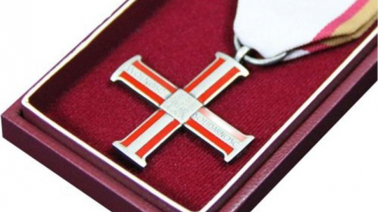 Krzyż Wolności i Solidarności. Źródło: IPN