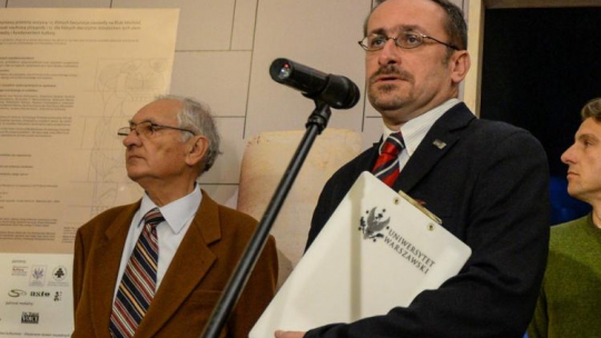 Prof. Michał Gawlikowski (L) i prof. Tomasz Waliszewski. Fot. PAP/M. Obara