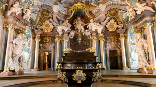 Aula Lepoldina w gmachu głównym Uniwersytetu Wrocławskiego. Wrocław, 18.01.2017. Fot. PAP/M. Kulczyński