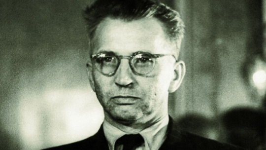 Fotografia gen. L. Okulickiego wykonana w więzieniu NKWD na Łubiance. Źródło: IPN