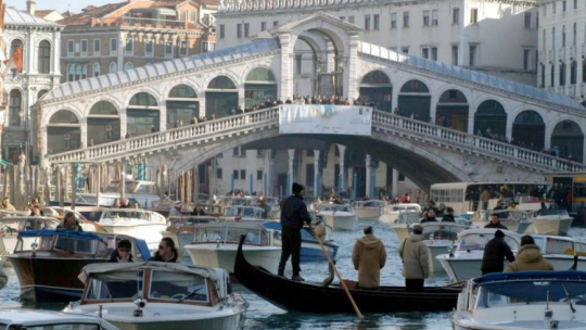 Wenecja - Canal Grande. Fot. PAP/EPA