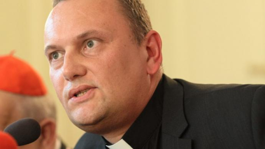 Rektor Uniwersytetu Papieskiego Jana Pawła II w Krakowie ks. prof. Wojciech Zyzak. Fot. PAP/S. Rozpędzik 