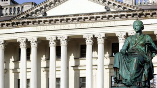 Biblioteka Raczyńskich. Fot. PAP/A. Ciereszko 