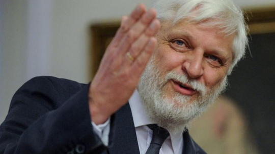 Dyrektor Muzeum Józefa Piłsudskiego w Sulejówku, Krzysztof Jaraczewski. Fot. PAP/M. Obara