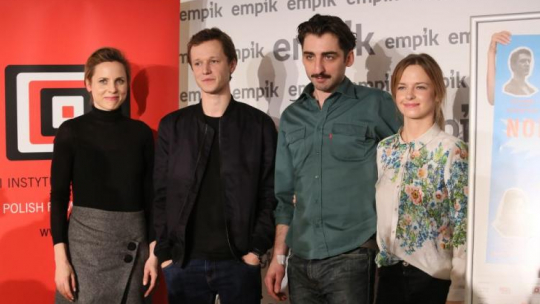 Nominowani do Nagrody im. Zbyszka Cybulskiego 2016: Julia Kijowska (L), Marta Nieradkiewicz (P) , Filip Pławiak (2L) i Piotr Żurawski (2P). Fot. PAP/L. Szymański 