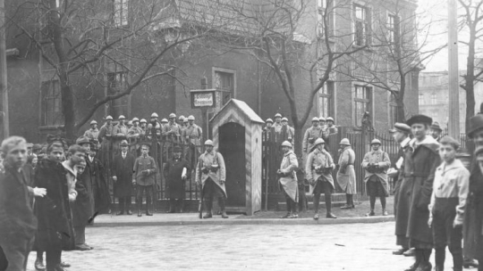 Plebiscyt na Śląsku - posterunek francuski. Katowice, 20.03.1921. Źródło: NAC