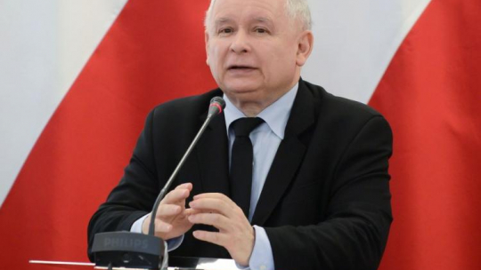 Prezes PiS Jarosław Kaczyński podczas konferencji "Konstytucja Solidarności" w Senacie. Fot. PAP/J. Kamiński 