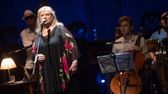 Koncert Stanisławy Celińskiej podczas gali finałowej Konkursu Polskiej Piosenki Filmowej KAMERTON 2015. Fot. PAP/Grzegorz Michałowski 