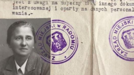 Pamiątki obozowej lekarki Stefanii Perzanowskiej trafiły do Muzeum na Majdanku. Źródło: serwis wideo PAP