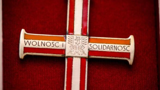 Krzyż Wolności i Solidarności. Fot. PAP/T. Żmijewski