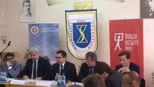 „Dialog historii/historie dialogu” – konferencja poświęcona sprawom trudnym w historii Polski i Białorusi z udziałem historyków rozpoczęła się w czwartek w Mińsku. Fot. Ambasada RP w Mińsku