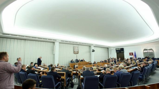 Posiedzenie Senatu. Fot. PAP/L. Szymański