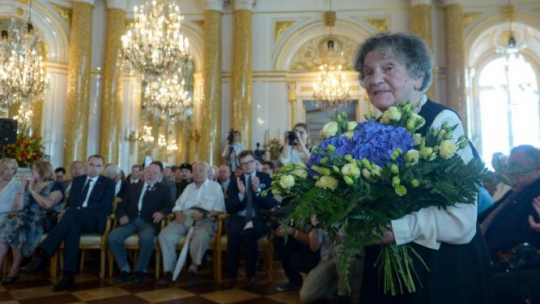 Wanda Traczyk-Stawska podczas uroczystej sesji Rady Warszawy. 31.07.2017. Fot. PAP/M. Obara 