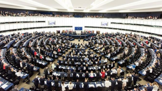 Parlament Europejski składa hołd Simone Veil. Fot. PAP/EPA