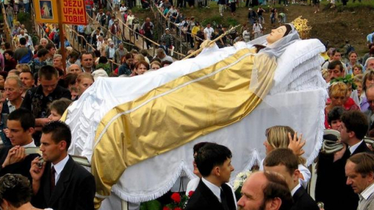 Wielki Odpust ku czci Wniebowzięcia Najświętszej Maryi Panny w sanktuarium w Kalwarii Pacławskiej. Fot. PAP/D. Delmanowicz