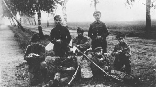 Grupa powstańców śląskich. Fot. NAC