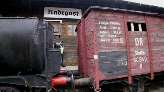 Stacja Radegast. 2005 r. Fot. PAP/A. Zbraniecki