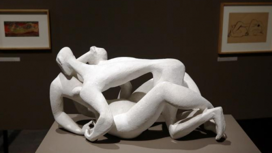 Jedna z rzeźb Jerzego Jarnuszkiewicza. Fot. PAP/T. Gzell