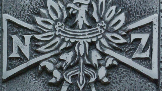 Krzyż NSZ. Źródło: Wikipedia