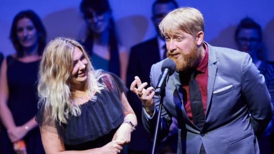 Reżyserzy filmu "Twój Vincent" Dorota Kobiela i Hugh Welchman. Fot. PAP/A. Warżawa 