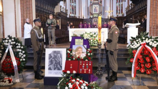 Uroczystości pogrzebowe Hanny Szczepanowskiej w Bazylice Archikatedralnej pw. Męczeństwa Św. Jana Chrzciciela w Warszawie. Fot. PAP/R. Guz 