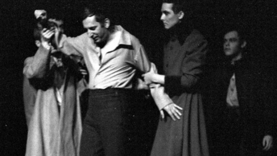 Próba generalna przedstawienia "Dziady" w reż. Kazimierza Dejmka w Teatrze Narodowym. Na zdjęciu Gustaw Holoubek. 22.11.1967. Fot. CAF/M. Szyperko 