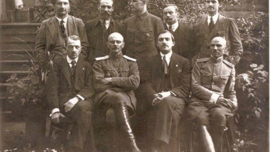 Członkowie rządu BRL - Ludowego Sekretariatu Białorusi pod przewodnictwem Jazepa Waronki. Źródło: Wikimedia Commons