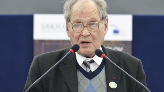 Dr Sergiej Kowalow. Fot. PAP/EPA