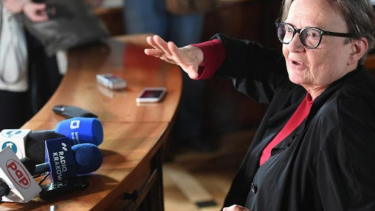 Agnieszka Holland podczas konferencji prasowej w Krakowie nt. filmu "Gareth Jones". Fot. PAP/J. Bednarczyk