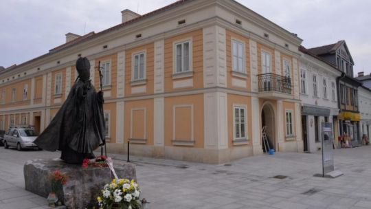 Muzeum Dom Rodzinny Jana Pawła II w Wadowicach. Fot. PAP/J. Bednarczyk