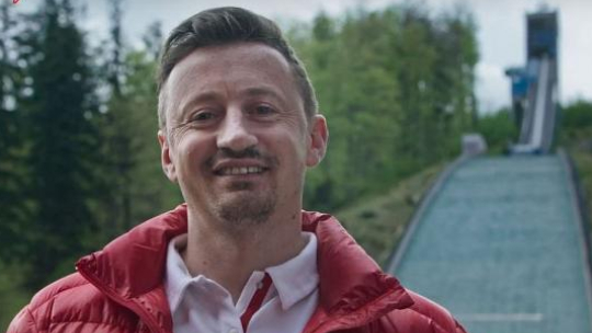Spot „Niepodległa dla wszystkich na Dzień Flagi”