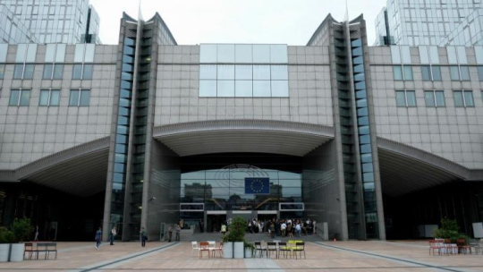 Parlament Europejski w Brukseli. Fot. PAP/D. Delmanowicz